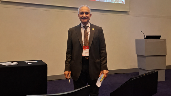 Dr. Félix Eduardo Nallim, en el reciente congreso de Gerontología, realizado en Países Bajos.