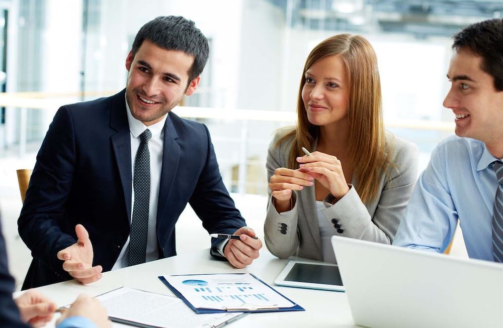 Horóscopo: los tres signos más hábiles para los negocios