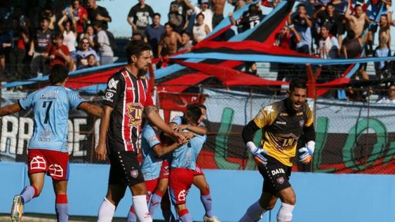 ¡Qué goleada de Brown!