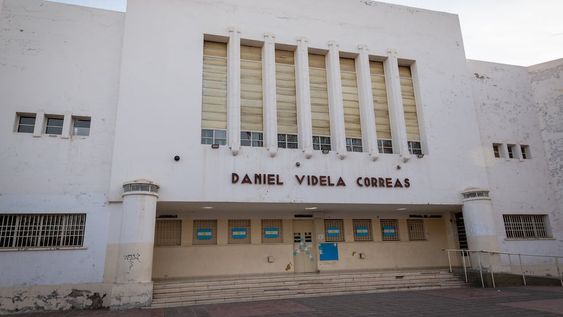 En diseños como el de la Videla Correas se puso énfasis en la iluminación y en generosas áreas de esparcimiento. | Foto: Ignacio Blanco / Los Andes