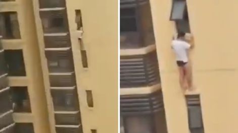 El amante de una mujer quedó colgado de una ventana cunado la pareja de la joven apareció en su departamento.