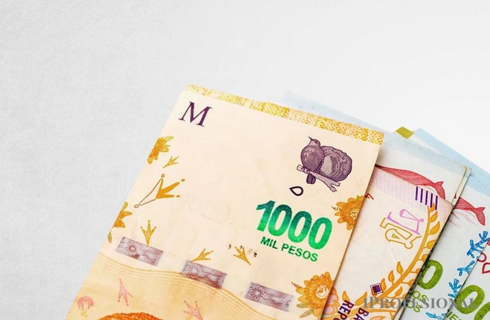 Las tasas de las Lecap rozan el 50% nominal frente al 40% m´sximo que ofrecen los bancos.