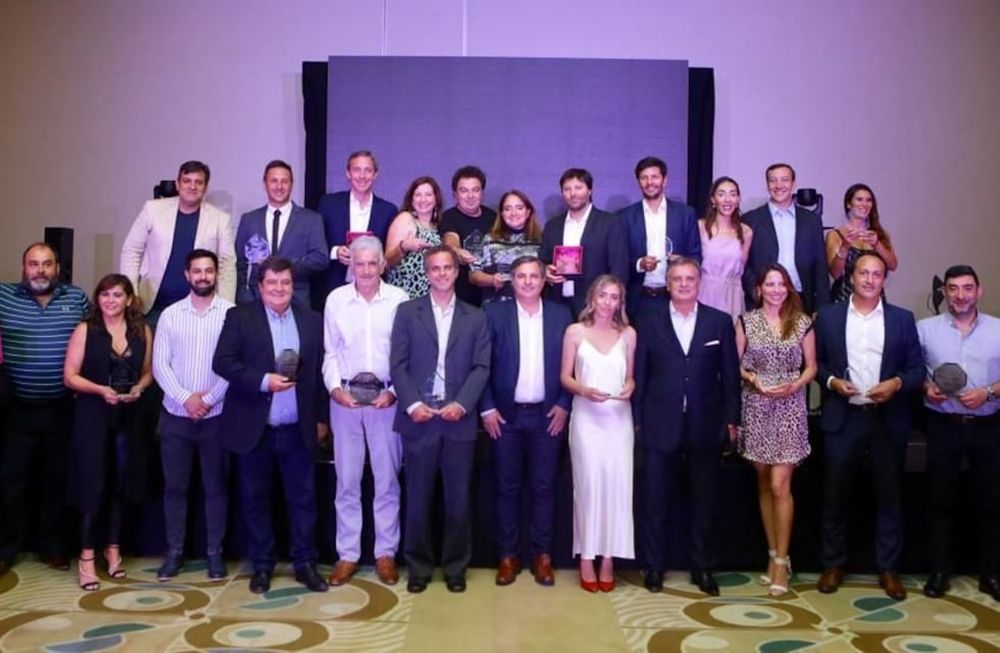 Los ganadores del reconocimiento de AEM en 2021, en el hotel Cóndor de los Andes.