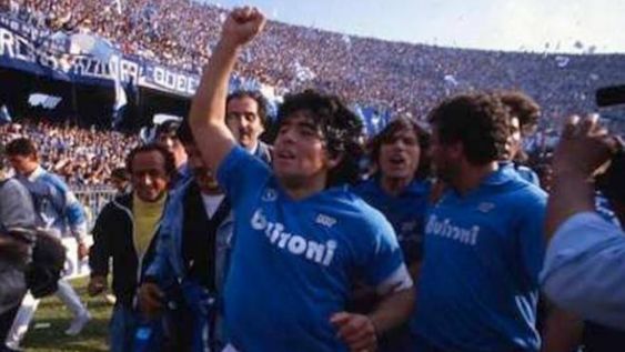 El pueblo napolitano festeja los 60 años de Diego Armando Maradona