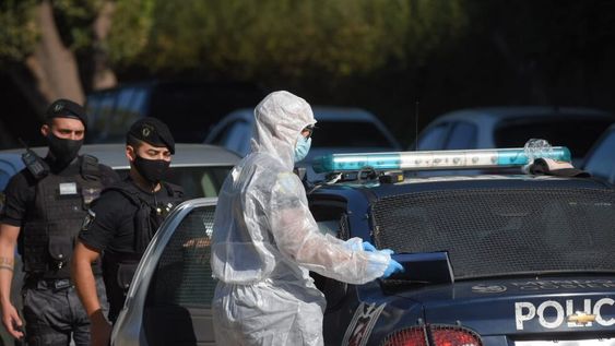 Tres crímenes diferentes cometidos con la misma pistola, y en los que está involucrado el mismo acusado, son investigados por el fiscal Gustavo Pirrello. - Foto: Claudio Gutiérrez / Los Andes