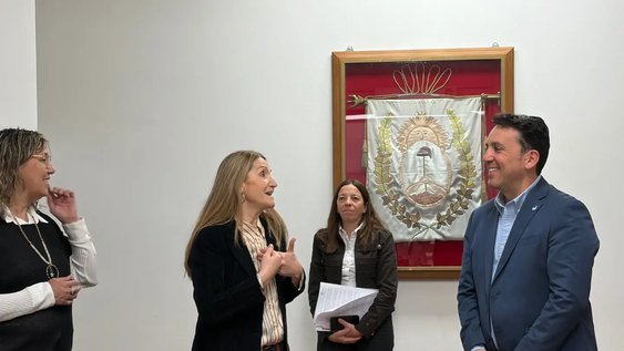 La rectora de la UNCuyo, Adriana García; y el ministro de Educación de Mendoza, Tadeo García Zalazar