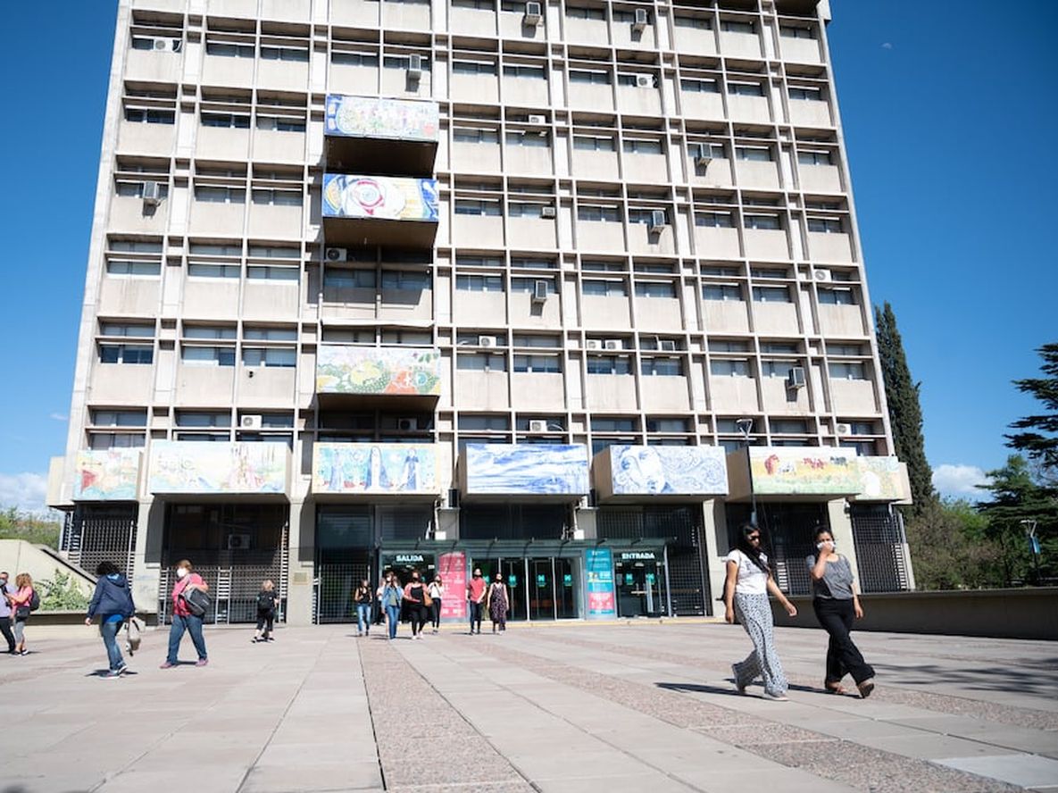 Así funcionarán los servicios municipales este fin de semana largo