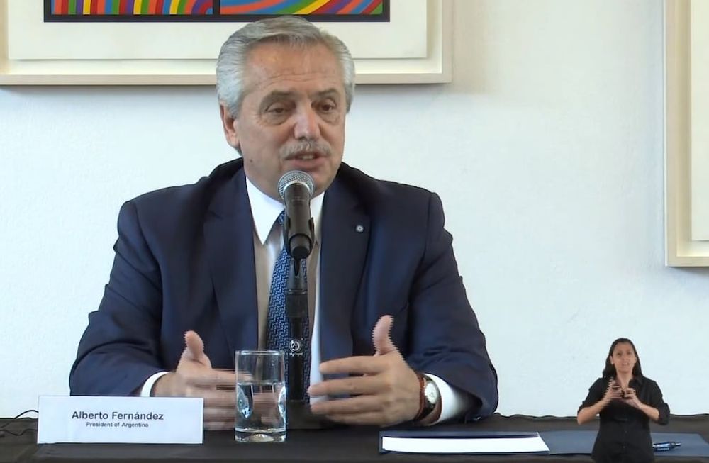 El presidente Alberto Fernández en la conferencia Desafíos globales: una perspectiva latinoamericana en la Universidad The New School.