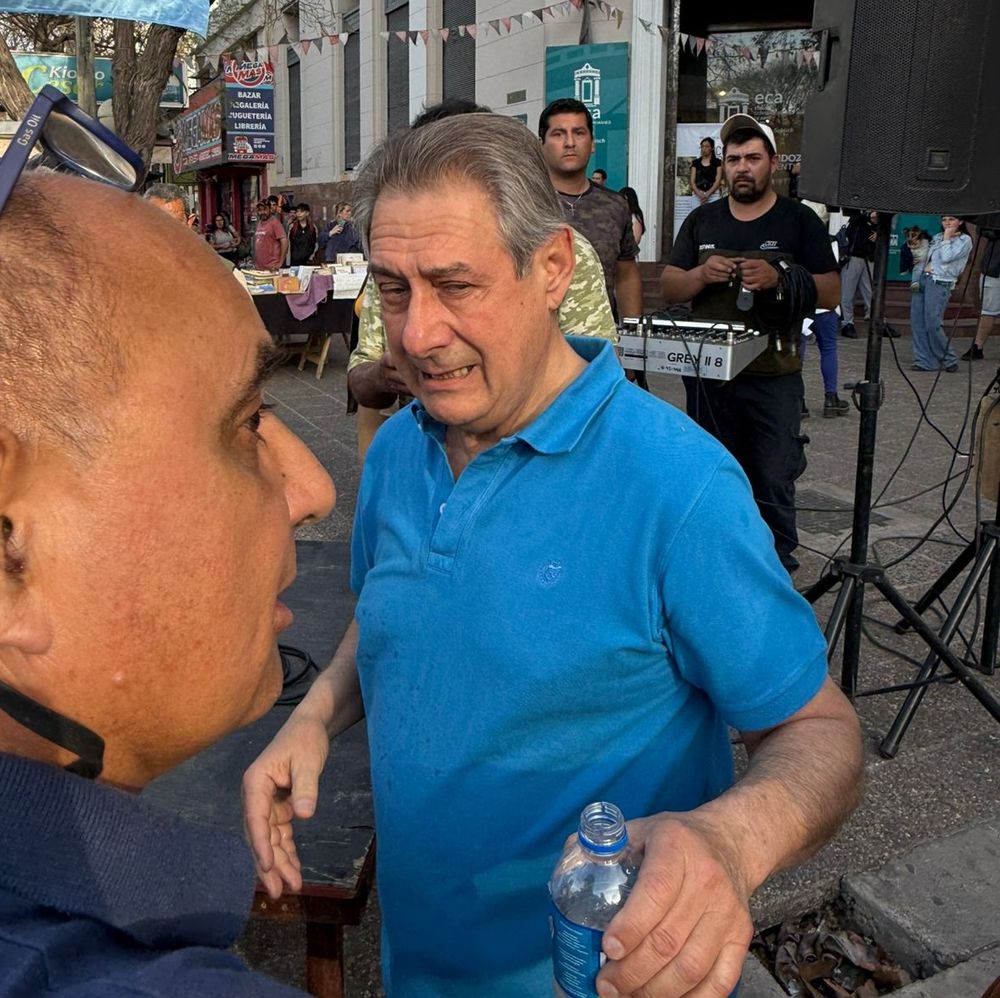 Denunciaron violentos incidentes durante la marcha universitaria en San Rafael y le rociaron gas pimienta en la cara al intendente Omar Félix