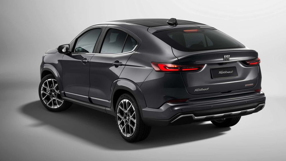 Fiat Fastback Abarth 2026.
