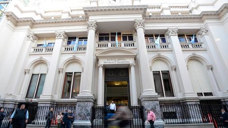 El Banco Central redujo la tasa de política monetaria.