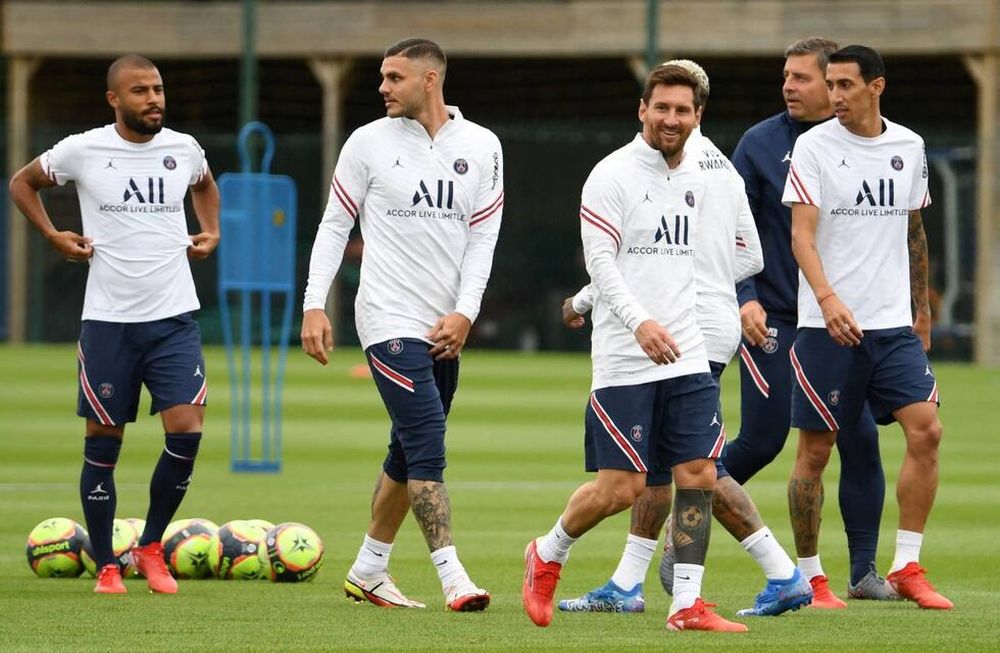 Mauro Icardi, Lionel Messi, Ángel Di María y Leandro Paredes (no está en la foto) son los jugadores argentinos en el París Saint-Germain (PSG).