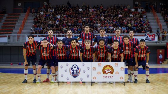 Futsal. Elenco de Andes Talleres campeón del torneo de Apertura de la División Premium se quedó con el título anual
