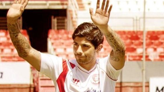 Ever Banega fue presentado en el Sevilla