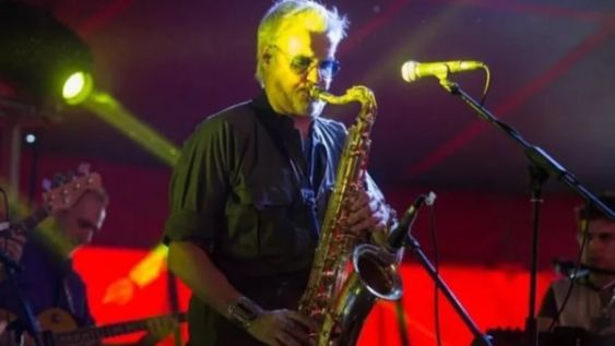 Pettinato vuelve a Mendoza para tocar Sumo.
