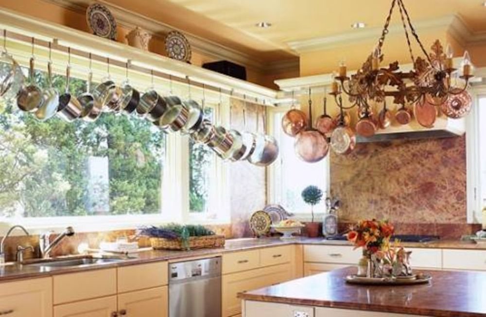 Animate a decorar con ollas y sartenes