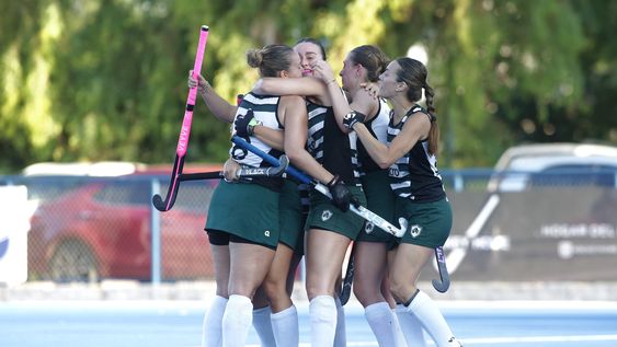Las chicas de Banco Mendoza por momentos sufrieron, pero al final se desahogaron con el gol de Maca Roby