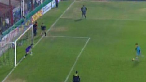 Sebastián Contreras, el loco que picó el penal ante Godoy Cruz