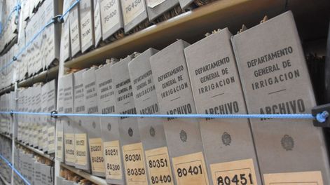 Normativas.&nbsp; Leyes, disposiciones y resoluciones sobre el recurso hídrico, otro servicio del Archivo del Agua de Irrigación.&nbsp;