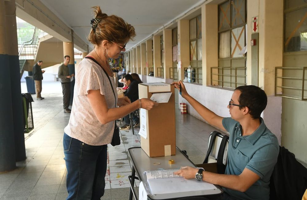 Si las urnas se abrieran hoy, el oficialismo sólo tendría chances en el escenario de una amplia dispersión del voto castigo / José Gutiérrez