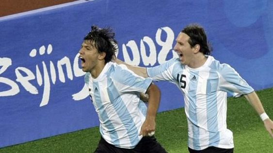 El Kun Agüero y Lionel Messi jugarán juntos en el Barcelona de España. / Gentileza. El Kun Agüero y Lionel Messi jugarán juntos en el Barcelona de España. / Gentileza.
