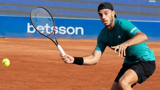 Fran Cerúndolo (20° del mundo) batalló durante más de dos horas para derrotar al bosnio Damir Dzumhur (70°).