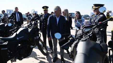 Almafuerte III se licitará el 14 de diciembre y El Cerrito tres días después, con previsión de sumar plazas para condenas cortas y detenidos primarios.