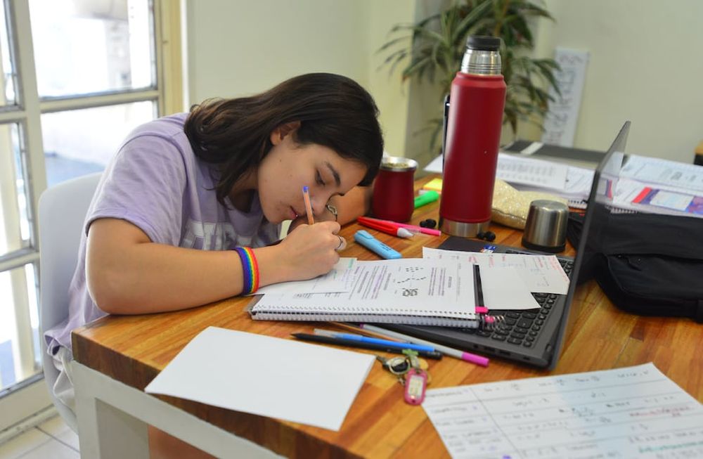 En la Universidad Nacional de Cuyo (UNCuyo), de gestión estatal, seis de cada diez alumnos tienen un empleo. Archivo