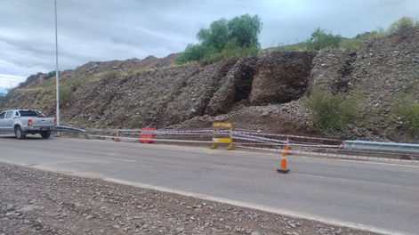 La intensa tormenta afectó al tránsito de vías estratégicas&nbsp;