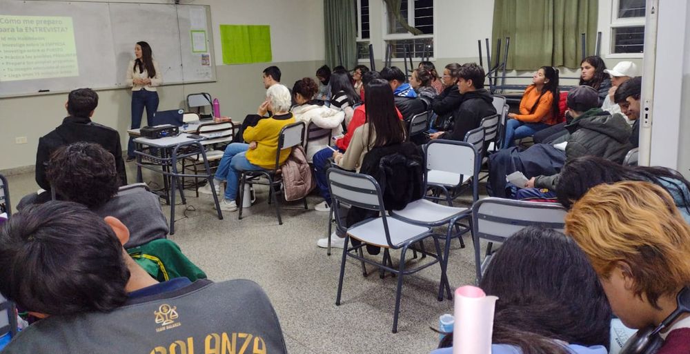 El viernes 05 será el IV Congreso y las XIV Jornadas de Extensión e Investigación de los 4 IES del Valle de Uco, El viernes 05 será el IV Congreso y las XIV Jornadas de Extensión e Investigación de los 4 IES del Valle de Uco,