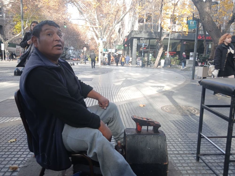 Carlos Rodr&iacute;guez, lustrador por mandato familiar.&nbsp;