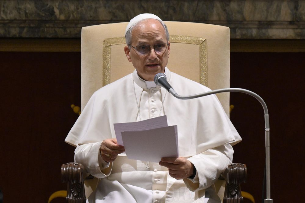 &nbsp;El papa León XIV durante la audiencia a los representantes de la congregación de los Hermanos de las Escuelas Cristianas.
