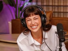 El impensado juego íntimo de Úrsula Corberó y del Chino Darín. Fotos: Olga en vivo