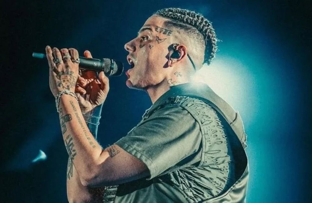 Duki en su show en River. / Instagram