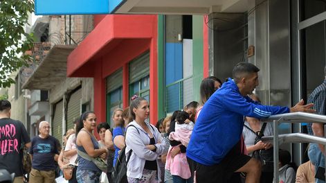 Hasta $20.000: esto paga Anses por única vez a quienes cumplan los siguientes requisitos - Foto: Orlando Pelichotti / Los Andes