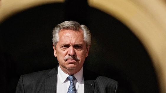 Un escribano declaró este jueves que la abogada del ex presidente Alberto Fernández llevó a su escribanía a las empleadas de la Quinta de Olivos (La Voz / Archivo)