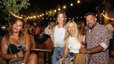 Romina Arredonde, Florencia Palazzo, María José Capomagi y Pablo Acosta.