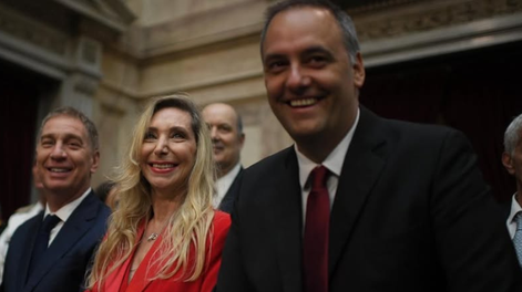 El oficialismo pone el ojo en el incumplimiento de las DDJJ como contraofensiva por Adorni.