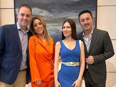 Manuel Adorni y su esposa Bettina Angeletti junto a la periodista Cristina Pérez y el diputado nacional Luis Petri. Foto 05/10/24 - IG @cris_noticias