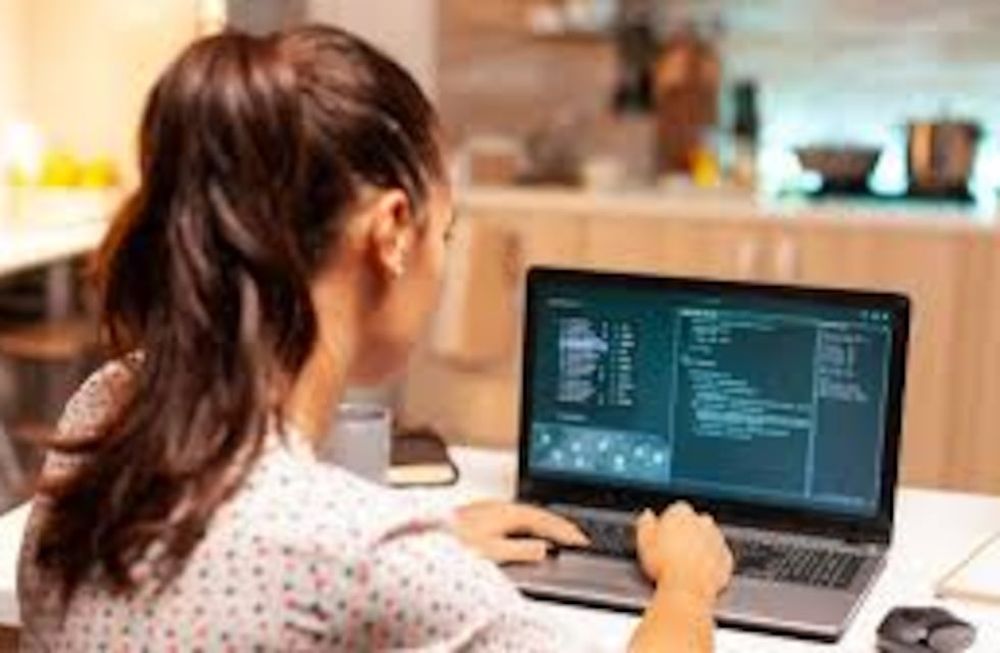 Producción ofrece 1.000 cupos gratuitos para estudiar edición de video