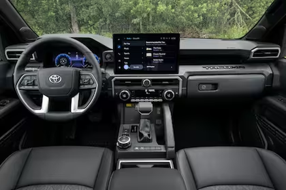 As&iacute; es la Toyota Hilux: su precio en diciembre 2025 y por qu&eacute; sigue liderando el segmento.