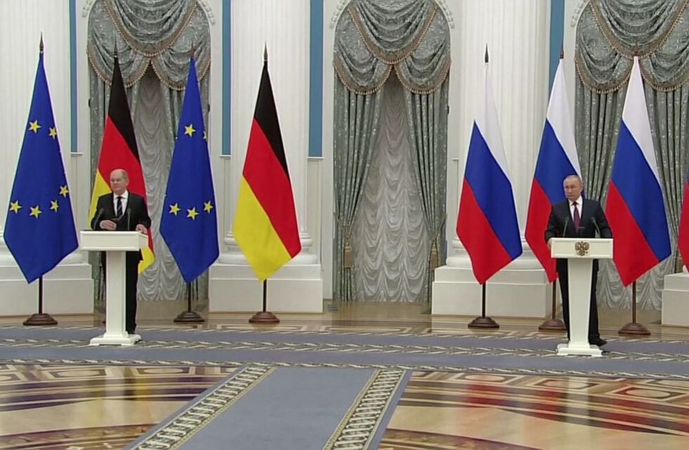 Vladimir Putin y Olaf Scholz, presidente de Rusia y primer ministro de Alemania, respectivamente