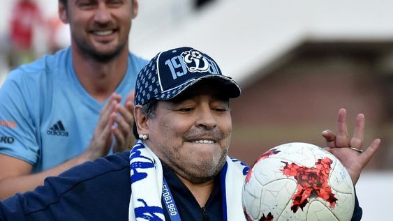 Maradona suena en México para volver a dirigir