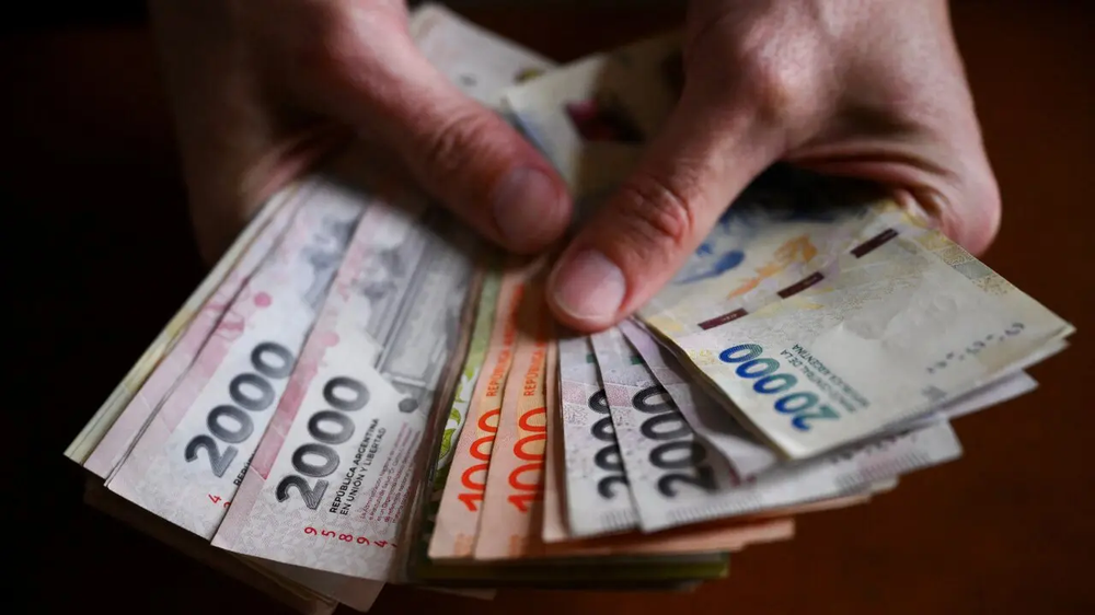 Las cauciones bursátiles y otras inversiones en pesos superan al dólar y plazo fijo.