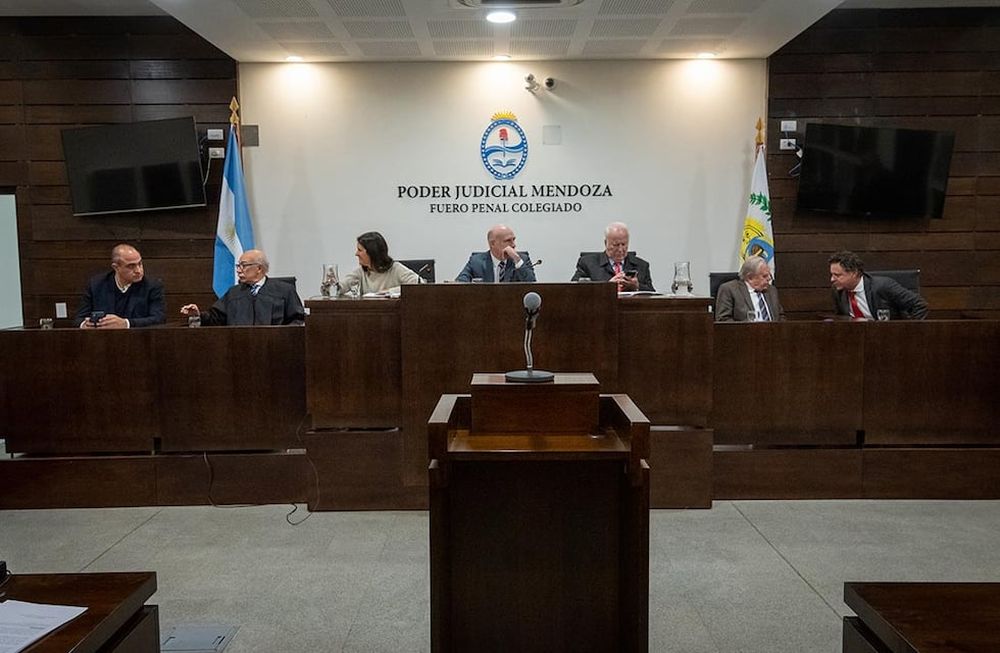 La Suprema Corte Justicia inició el diálogo sobre las reformas a su funcionamiento. Uno de los supremos, Julio Gómez, está de viaje y no participó de las deliberaciones. Foto: Ignacio Blanco / Los Andes
