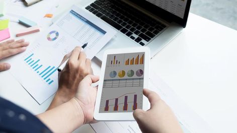 La capacitación se desarrollará en 10 encuentros virtuales, de 14 a 16.