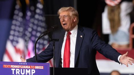 Los Andes | El ex presidente estadounidense Donald J. Trump celebra una manifestación en New Holland Arena en Harrisburg, Pensilvania, EE.UU., el 31 de julio de 2024. Foto: EFE/EPA/MICHAEL REYNOLDS