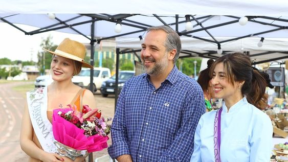 Maipú apoya el desarrollo del sector de floricultores
