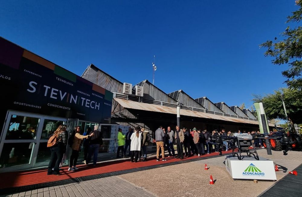 La feria Sitevinitech 2024 estará abierta hasta este sábado con una amplia propuesta para la industria del vino.