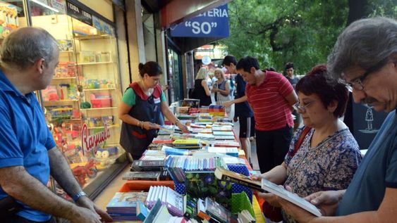La Ciudad de Mendoza volverá a convertirse en un gran escenario cultural con una nueva edición de La Noche de las Librerías